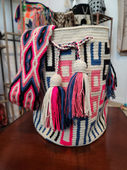 Bolsa Artesanal Wayúu - Mediana (10" a 10.5")
